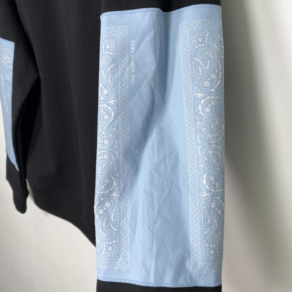 ブランドパーカー全体デザイン